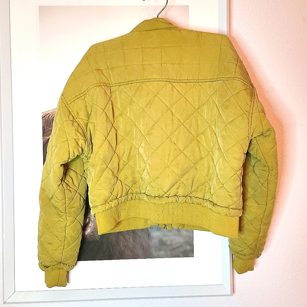 Drop Shoulder Quilted Jacket - Small - image 3